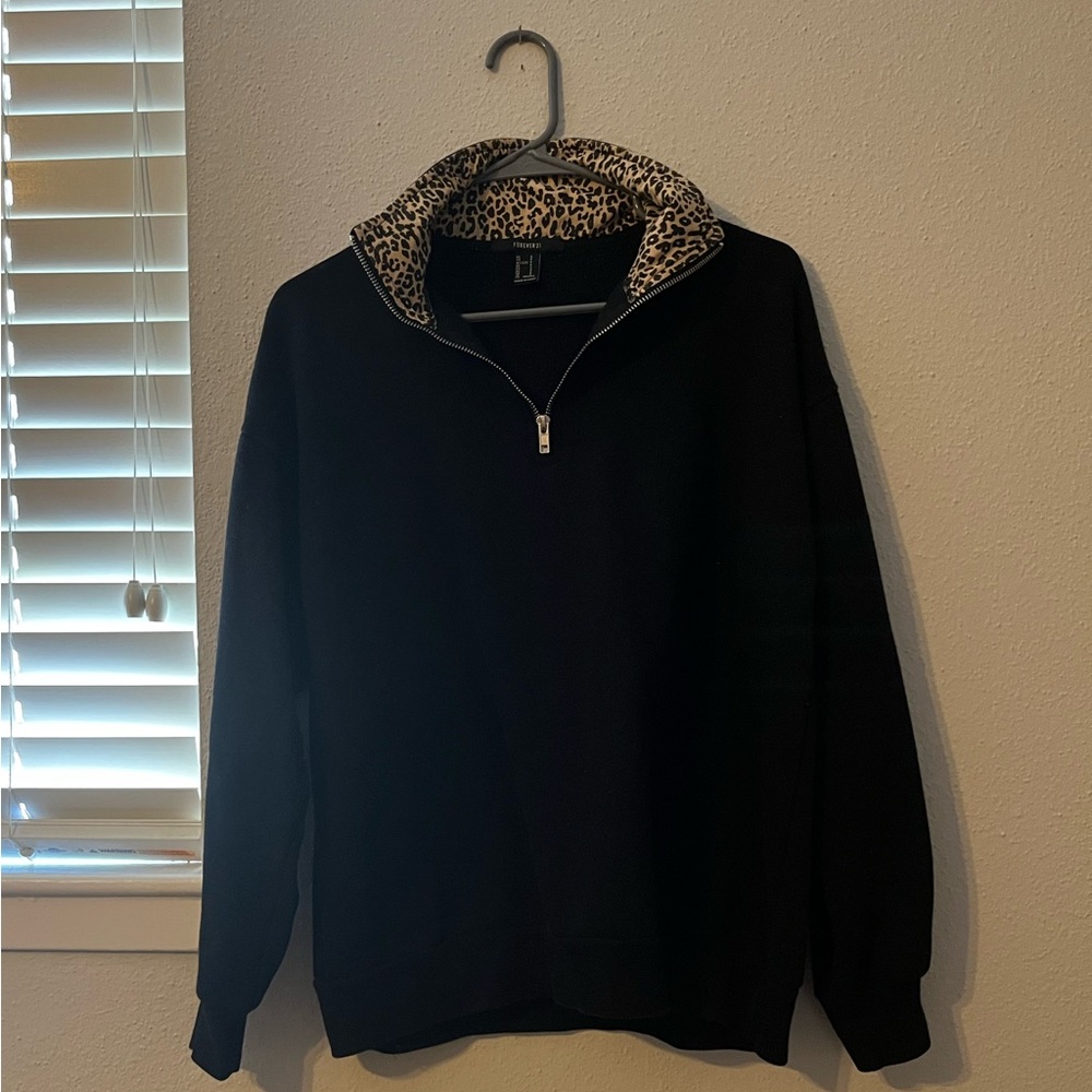 Forever 21 black pullover sweater